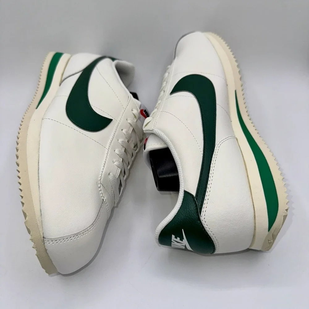 Nike Cortez Sneakers Men's Size 10.5 Women's Size 12 Gorge Green Leather White